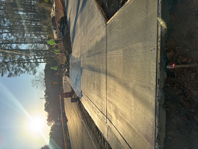 Top Quality Curb & Gutter and Driveway